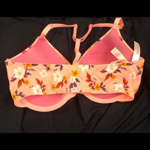 Pink bra and yoga mat bundle